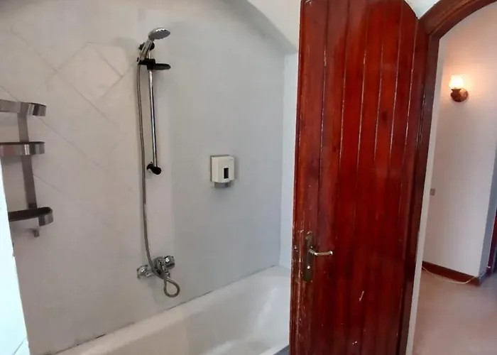 Apartment Rihanna 2 Bedrooms With Lagoon Access *