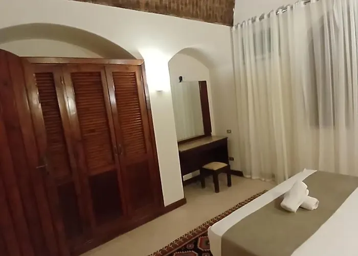Rihanna 2 Bedrooms With Lagoon Access Apartment Hurghada